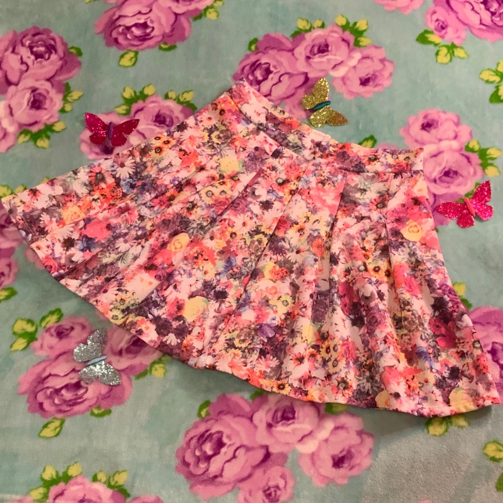 H&M Rainbow Floral High Waisted Skater Skirt Small - Picture 7 of 9